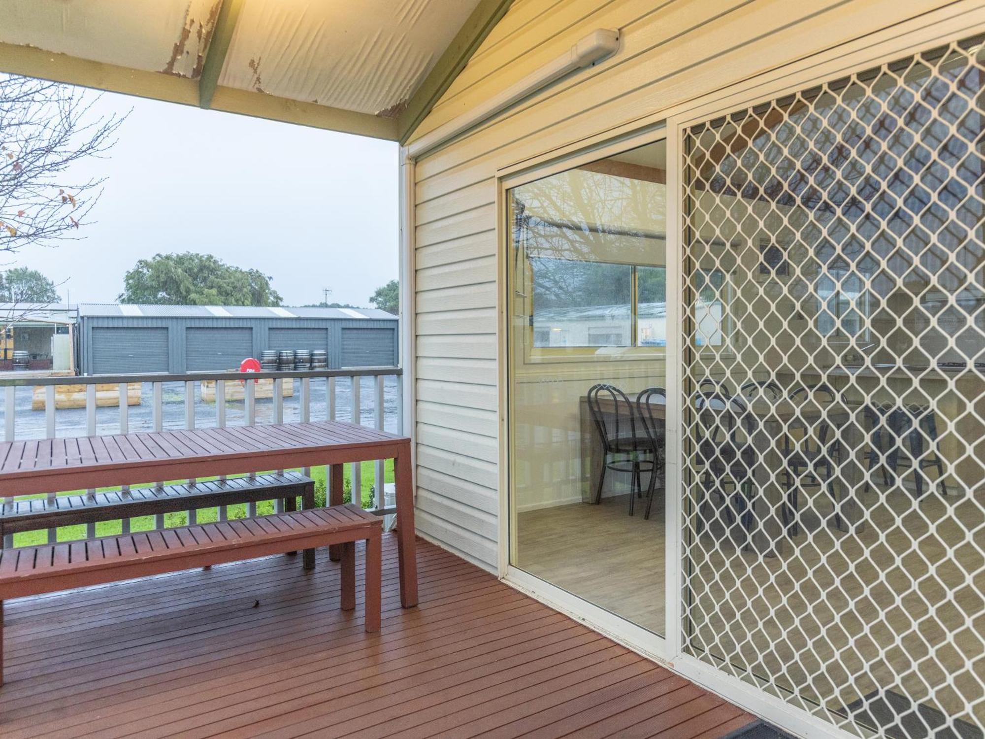 Nrma Warrnambool Riverside Holiday Park Szoba fotó